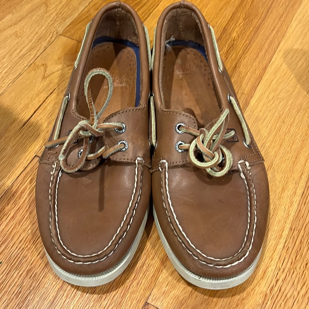 Mens’ Sperry leather shoes
